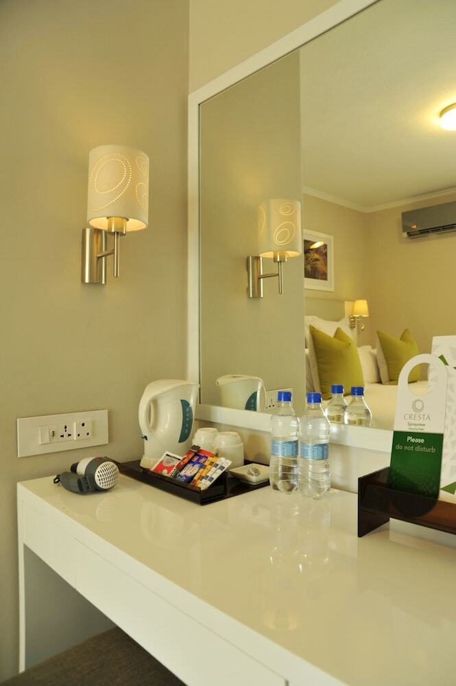 Hotel Cresta Sprayview