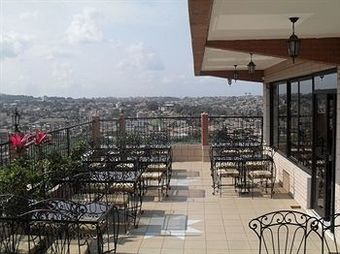 Tou'ngou Hotel