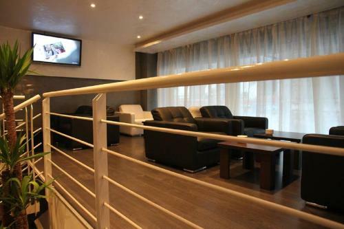 Abc Hotel