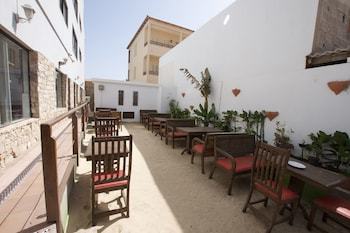 Aparthotel Aquamarina Suites