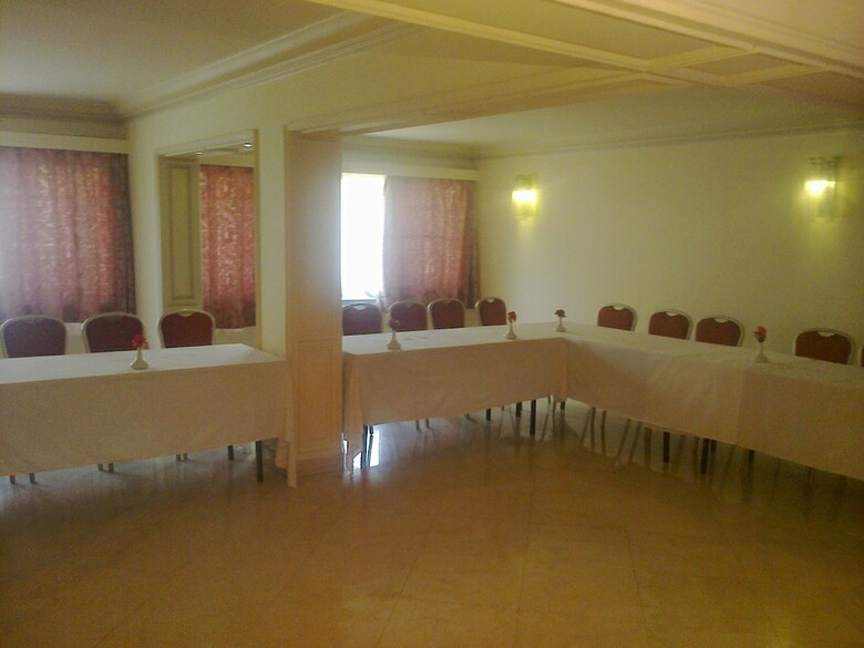 Kanzy Hotel