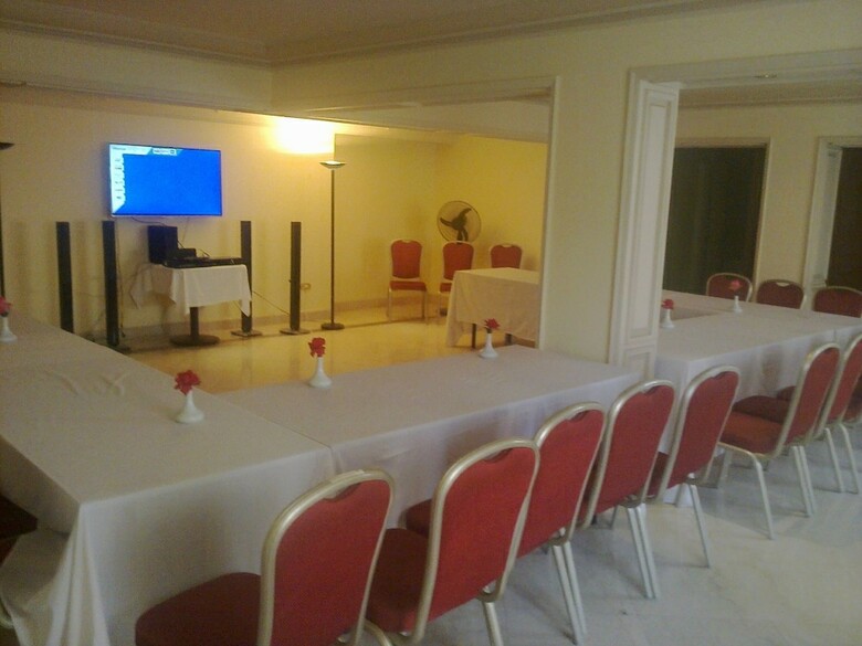 Kanzy Hotel