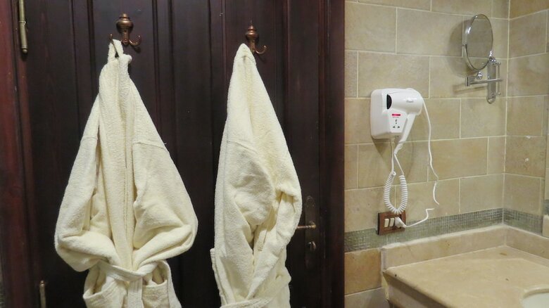 Africana Hotel & Spa