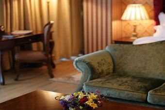 The Residence Suite Hotel