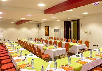 Maxlot Hotel