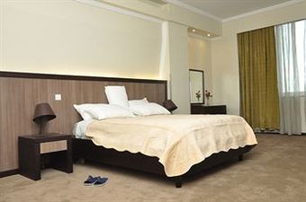 Elilly International Hotel