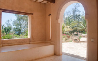 Lonno Lodge Hotel