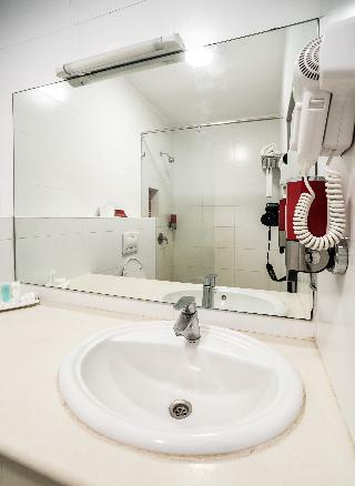 Prideinn Raphta Hotel