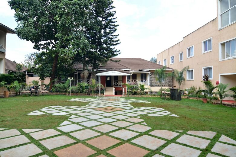 Prideinn Raphta Hotel
