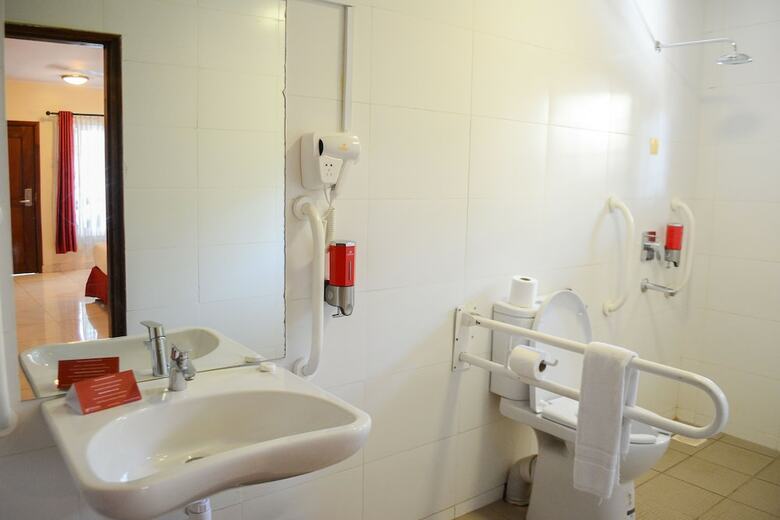 Prideinn Raphta Hotel