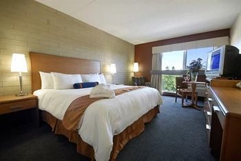 Norwood Hotel