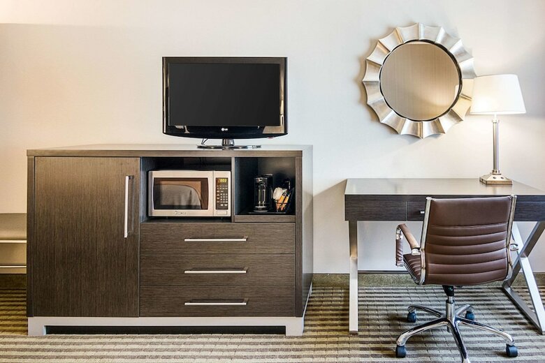 Hotel Comfort Inn