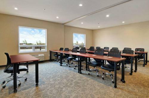 Hotel Days Inn - Regina Airport West