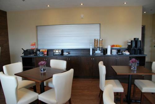 Hotel Days Inn - Regina Airport West