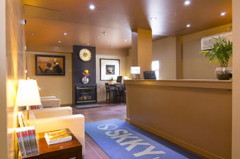 Skky Hotel