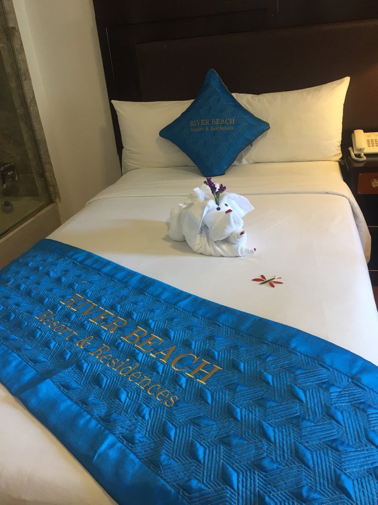 Hotel River Beach Resort