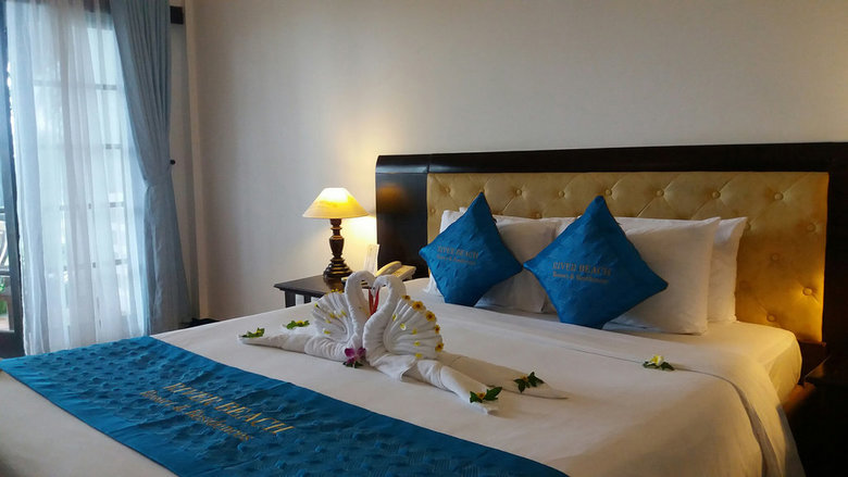 Hotel River Beach Resort