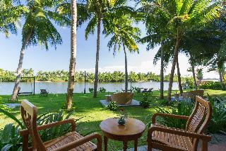 Hotel River Beach Resort