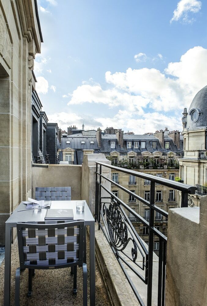 Hotel Sofitel Arc De Triomphe