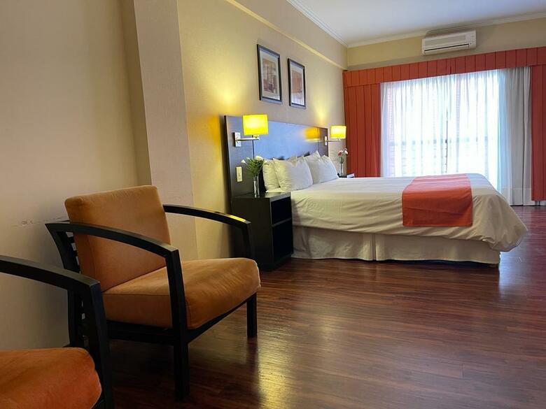 Hotel Duomi Plaza