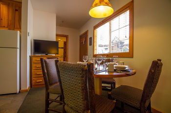 Aparthotel Red Wolf Lakeside Lodge
