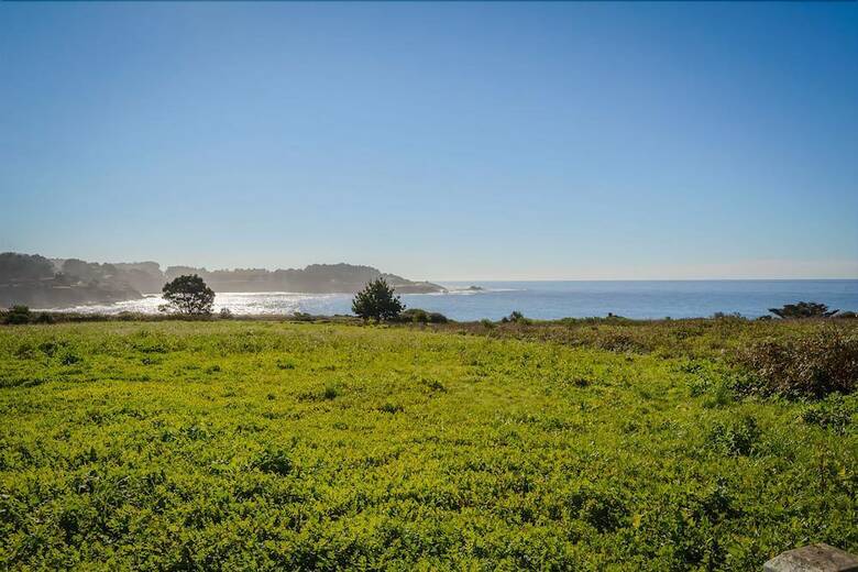 The Mendocino Hotel And Garden Suites