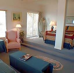 Hostal Ocean View Inn