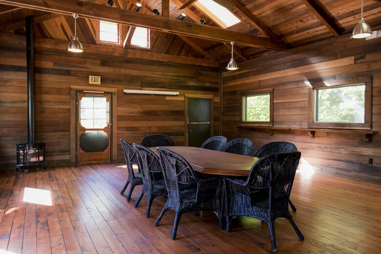 Cabana Dawn Ranch Lodge