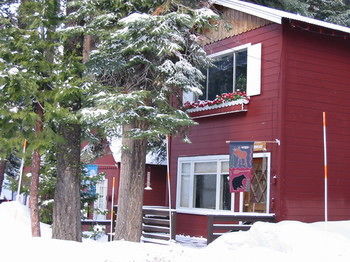 Tahoma Meadows Bed And Breakfast Cottages