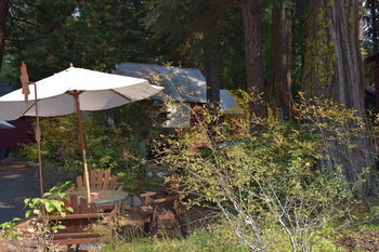 Tahoma Meadows Bed And Breakfast Cottages