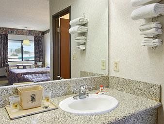 Motel Travelodge Commerce Los Angeles Area