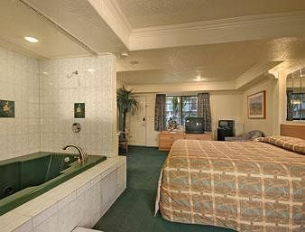 Super 8 Motel - San Jose Airport/convention Ctr. Area