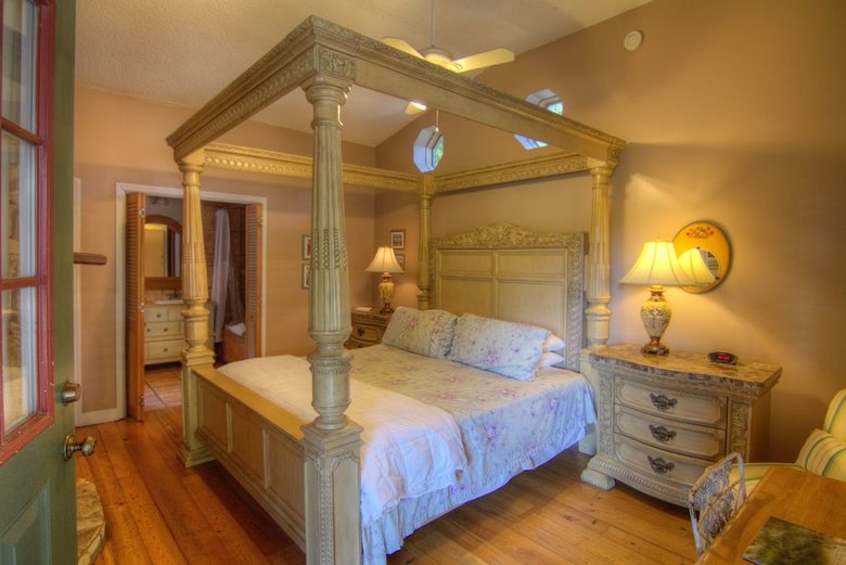 Hostal Florida House Inn