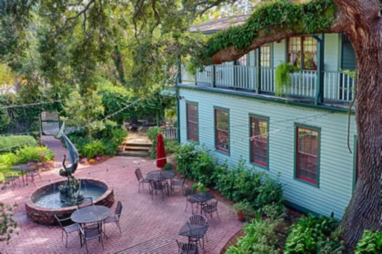 Hostal Florida House Inn