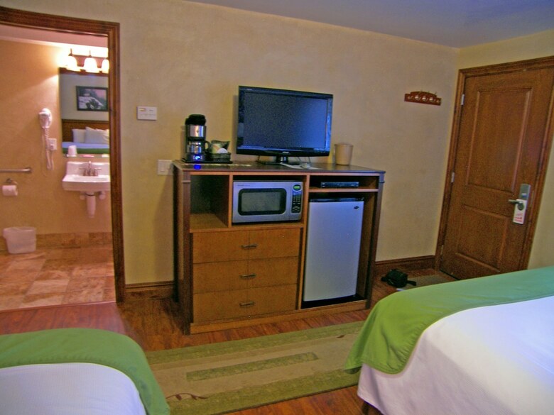 Motel Backcountry Inn