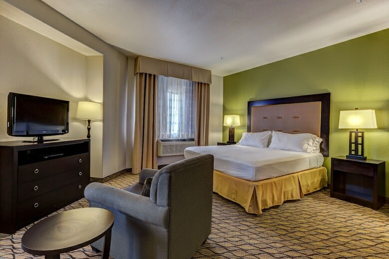 Holiday Inn Express Hotel & Suites Montrose-townsend