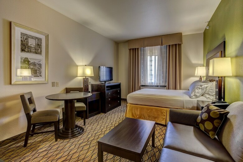 Holiday Inn Express Hotel & Suites Montrose-townsend