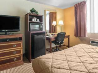 Hotel Rodeway Inn Ft Morgan