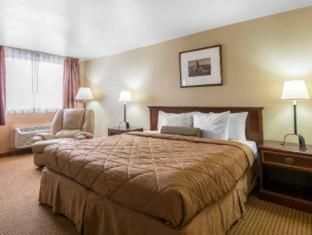 Hotel Rodeway Inn Ft Morgan