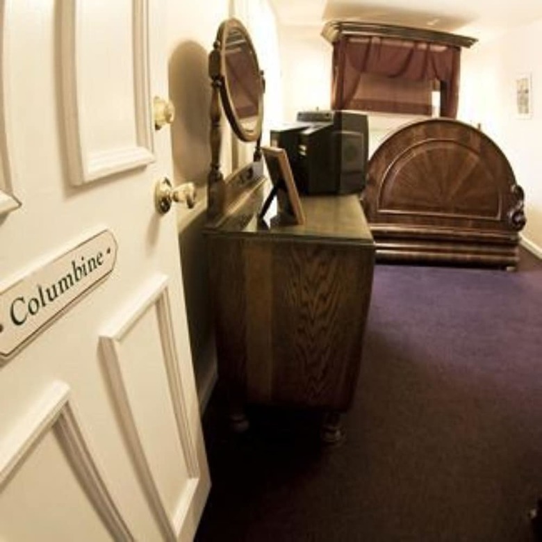 Queen Anne Bed And Breakfast