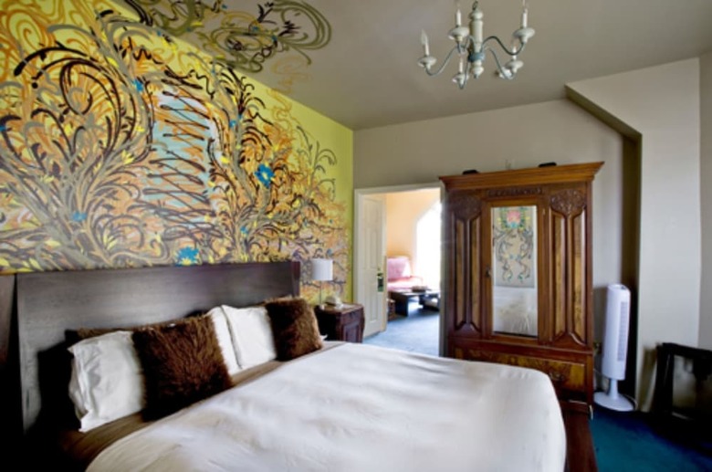 Queen Anne Bed And Breakfast