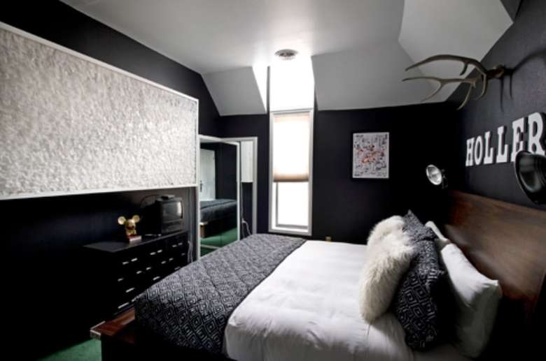 Queen Anne Bed And Breakfast