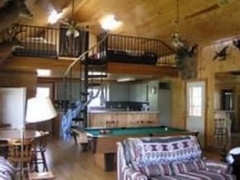 Shalom House Bed And Breakfast