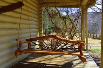 Beechwood Inn - Bed Breakfast And Wine Cellar