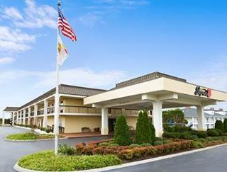 Hotel Super 8 Calhoun