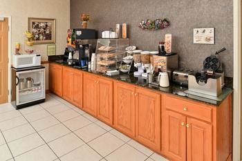 Hotel Americas Best Value Inn And Suites Carrollton