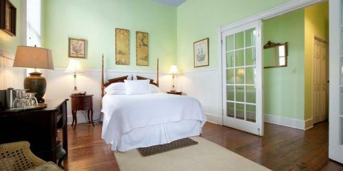 Bed & Breakfast Forsyth Park Inn