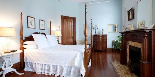 Bed & Breakfast Forsyth Park Inn