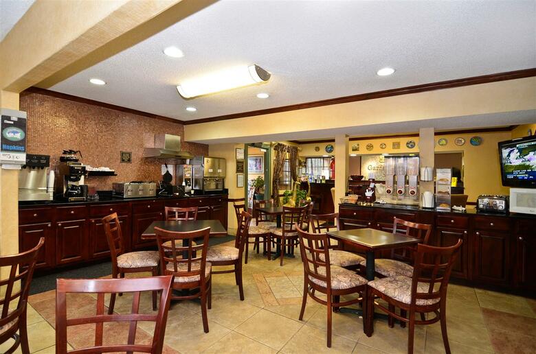 Hotel Best Western Garden Inn & Suites