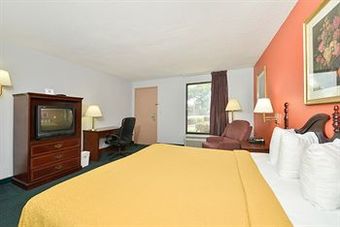 Hotel Americas Best Value Inn Hinesville